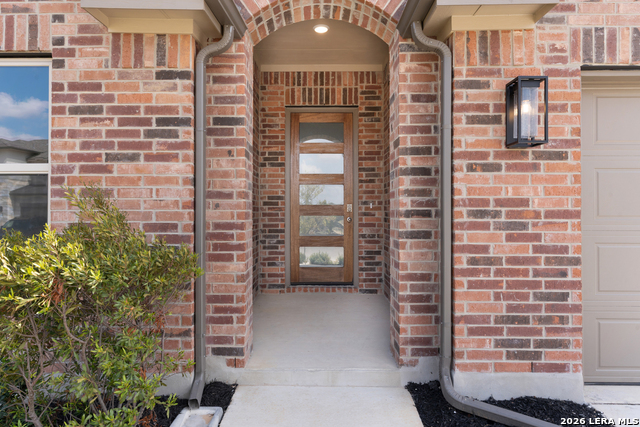 1676 Seekat Drive Property Photo 2