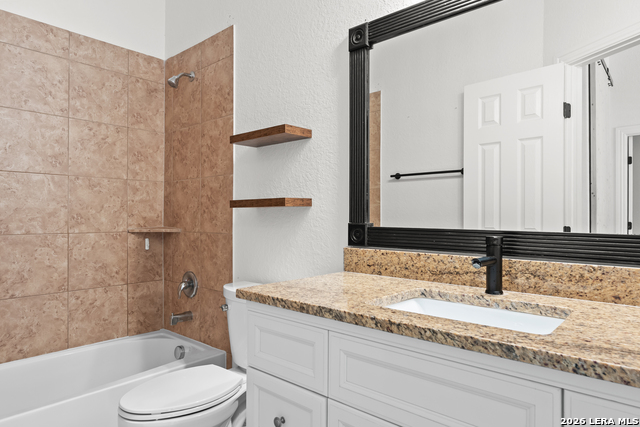 2747 Trinity Glade Property Photo 27