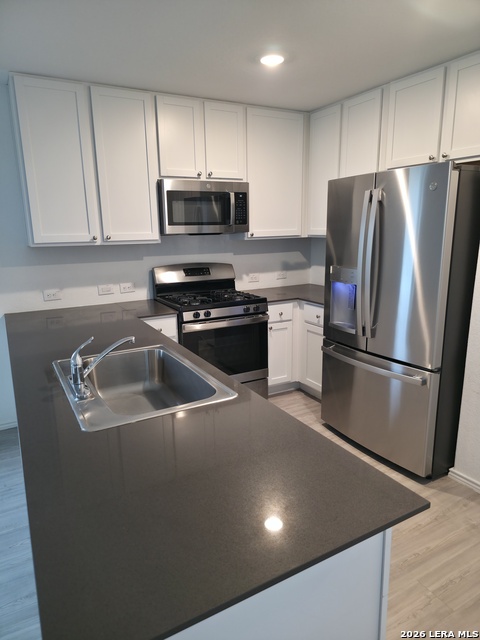 20438 Onyx Ring Property Photo 6
