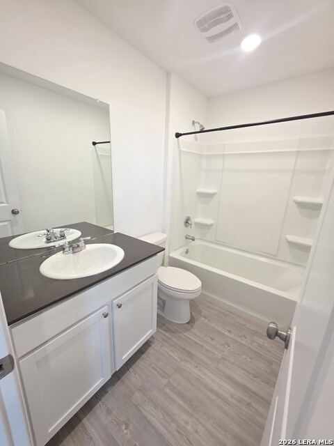 20438 Onyx Ring Property Photo 16