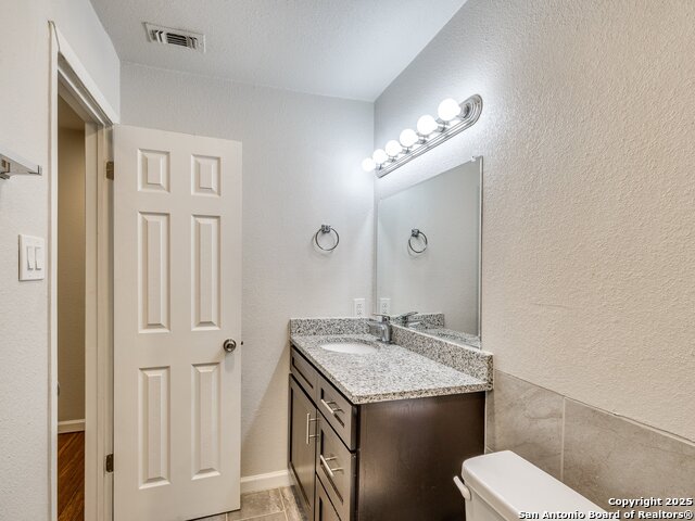 100 Lorenz Rd Property Photo 16
