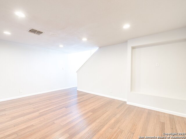 100 Lorenz Rd Property Photo 39