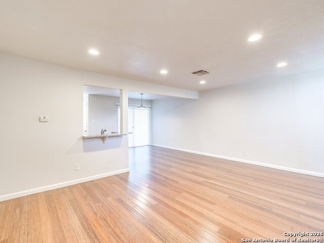 100 Lorenz Rd Property Photo 40