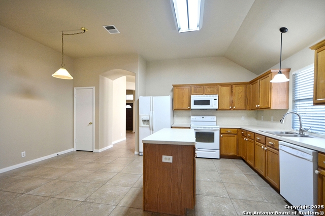 2119 Hidden Mdw Property Photo 22