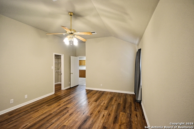 2119 Hidden Mdw Property Photo 32