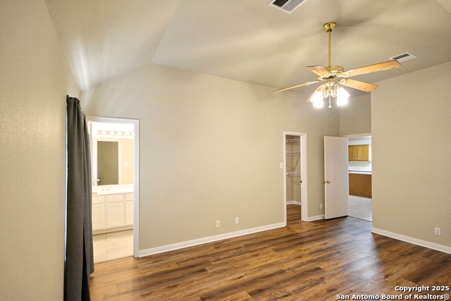 2119 Hidden Mdw Property Photo 33