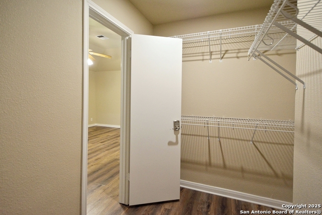 2119 Hidden Mdw Property Photo 35