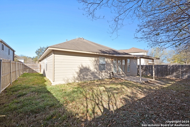 2119 Hidden Mdw Property Photo 43