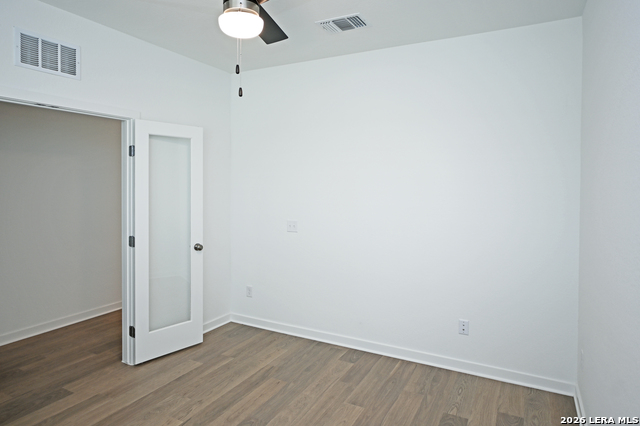 261 Elk Ave Property Photo 4