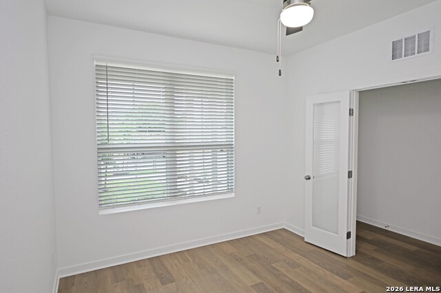261 Elk Ave Property Photo 5