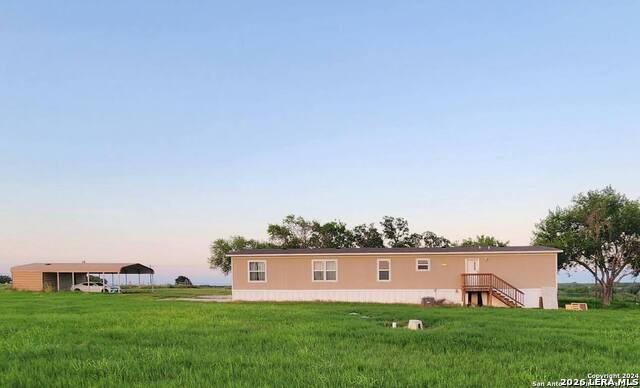 11903 N State Highway 123 Property Photo 1
