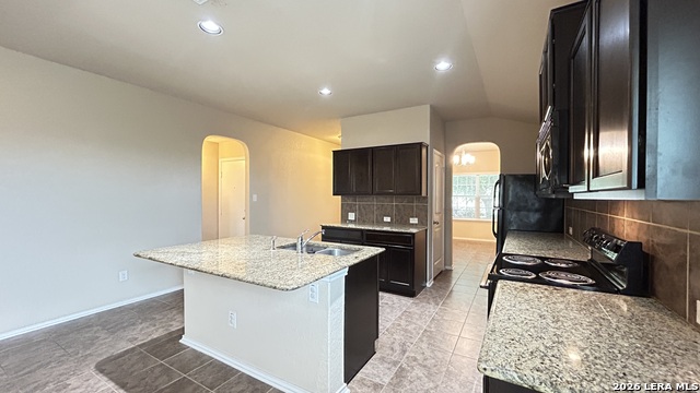 2127 Emerald Edge Property Photo 11