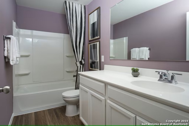 13747 Redtail Landing Property Photo 18