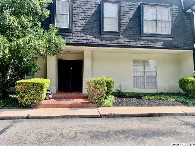 7834 Broadway Property Photo 1