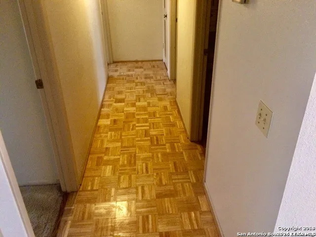 7834 Broadway Property Photo 3