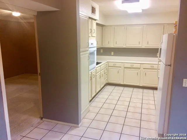 7834 Broadway Property Photo 4