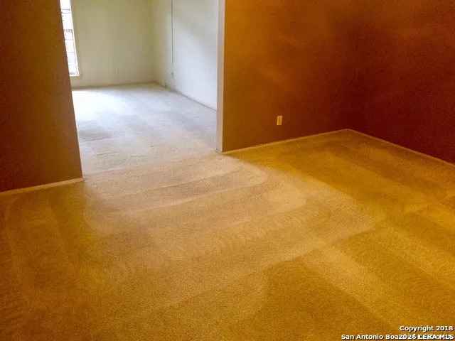 7834 Broadway Property Photo 5