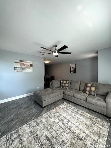 839 Trinity St Property Photo 3