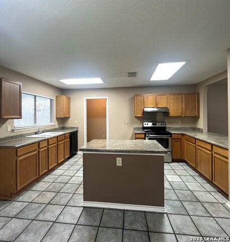 15838 Colton Wl Property Photo 6