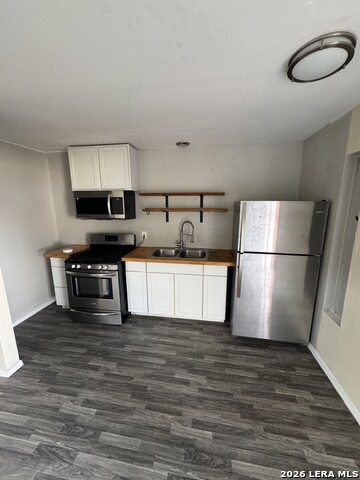 3614 Neer Ave Property Photo 3