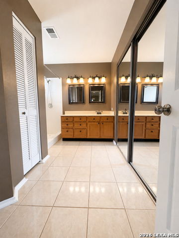3648 Fox Run Property Photo 18