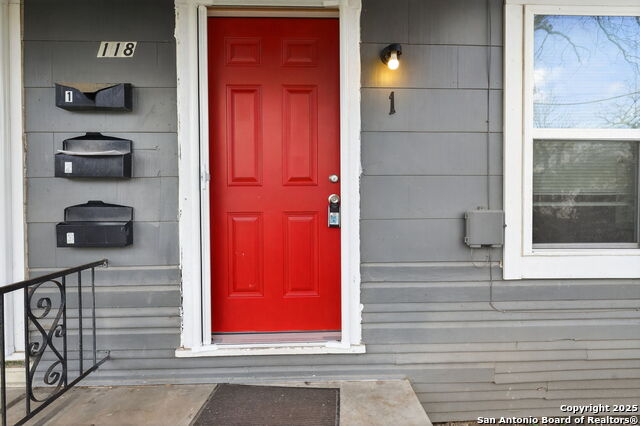 118 Compton #1 Property Photo 2