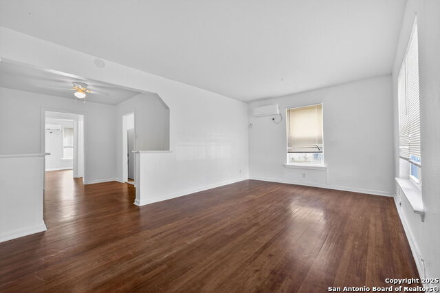 118 Compton #1 Property Photo 4