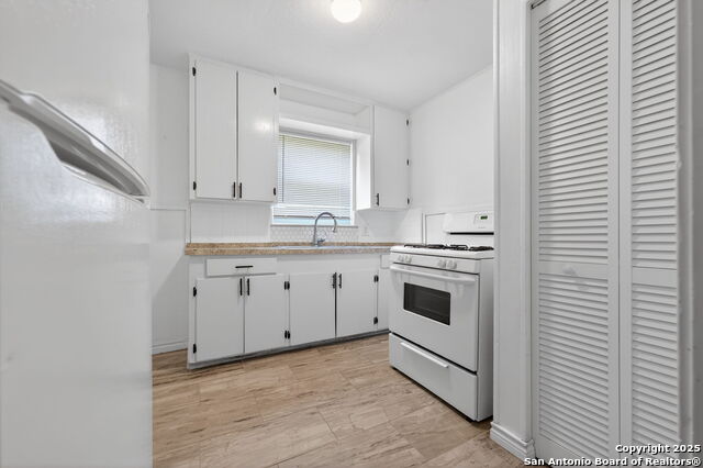 118 Compton #1 Property Photo 9