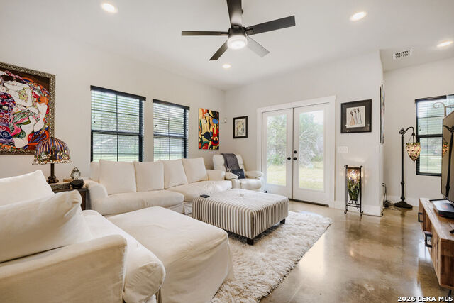 3484 Lakeview Dr Property Photo 5