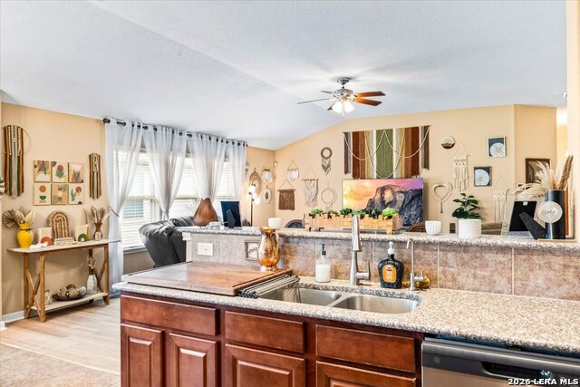 6722 Pleasant Bay Property Photo 6