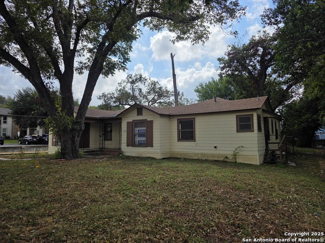 330 Montclair Property Photo 2