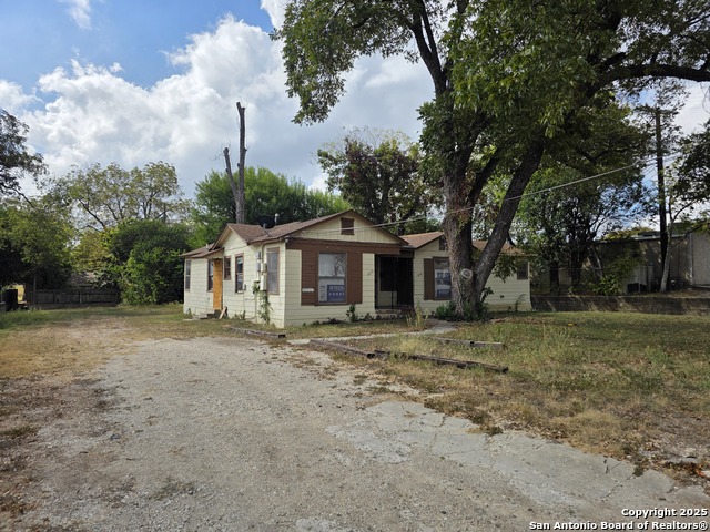 330 Montclair Property Photo 3