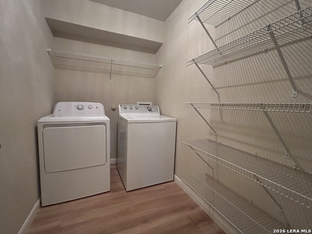 2125 Hazelwood Property Photo 20