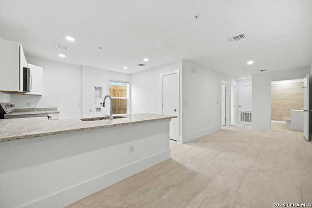 138 Ware Blvd Property Photo 2