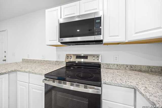 138 Ware Blvd Property Photo 10