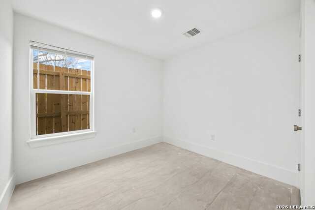 138 Ware Blvd Property Photo 13