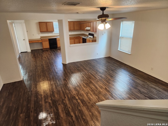 18 Moonwalk Property Photo 3
