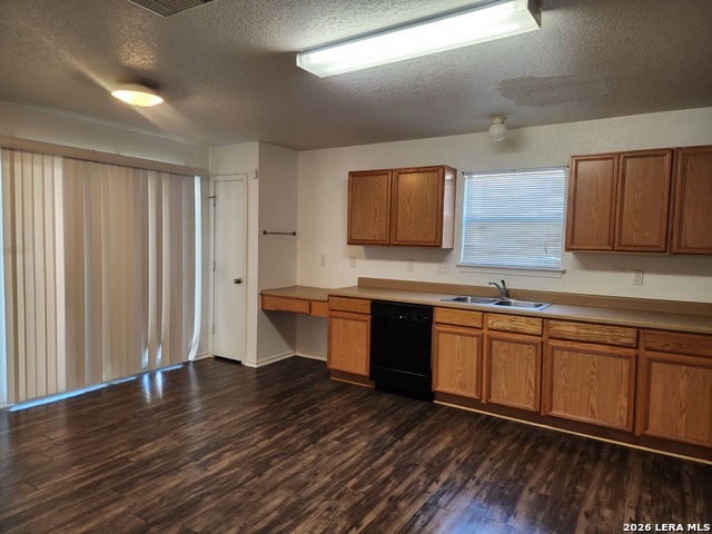 18 Moonwalk Property Photo 6