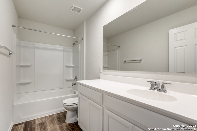 7409 Viridian View Property Photo 11