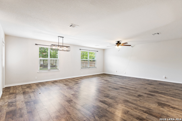 187 Scarlet Macaw Property Photo 6