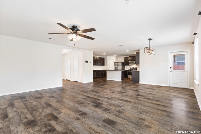187 Scarlet Macaw Property Photo 7