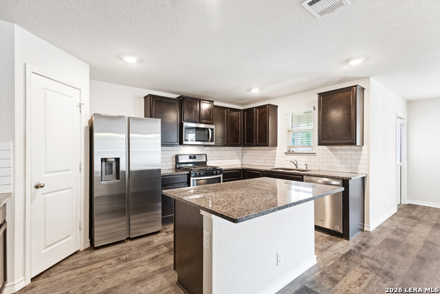 187 Scarlet Macaw Property Photo 9