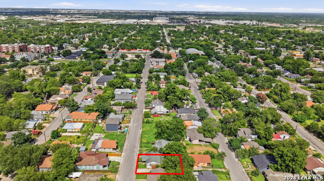 1910 Nolan Property Photo 7