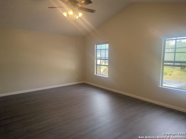 701 Brazos Dr Property Photo 3