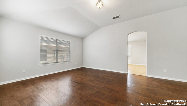 10306 Pinehurst Run Property Photo 4