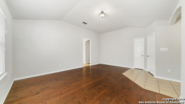 10306 Pinehurst Run Property Photo 7