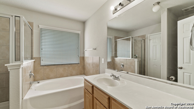 10306 Pinehurst Run Property Photo 14