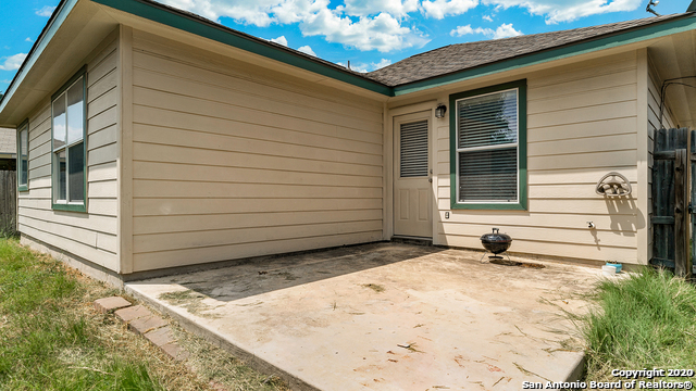 10306 Pinehurst Run Property Photo 18