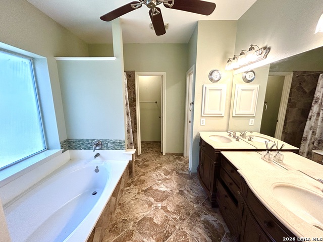 8807 Brae Ridge Drive Property Photo 13
