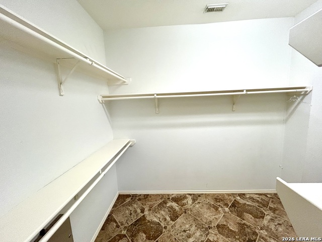 8807 Brae Ridge Drive Property Photo 14